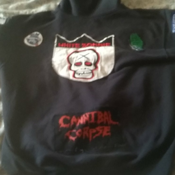 Boobs staring at my EyEz - Picture 12 of 12